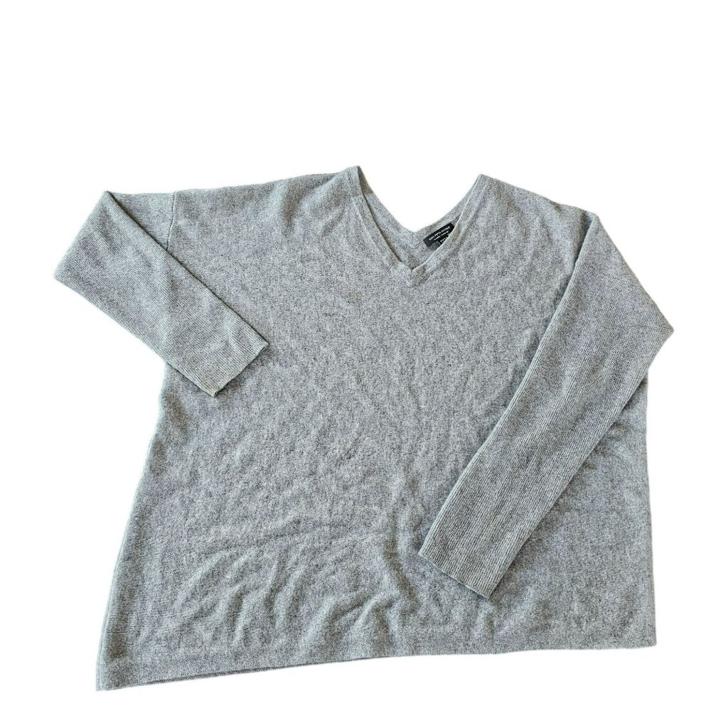 Saks Fifth Avenue V Neck Cashmere Sweater Women's Size L Light Gray